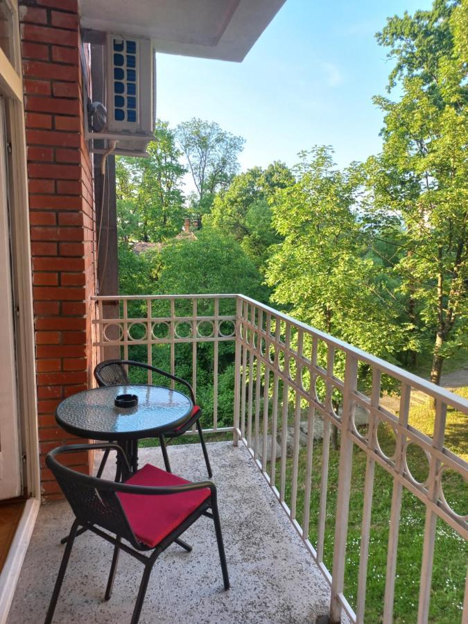 Appartement Lotus à Vrnjačka Banja Extérieur photo
