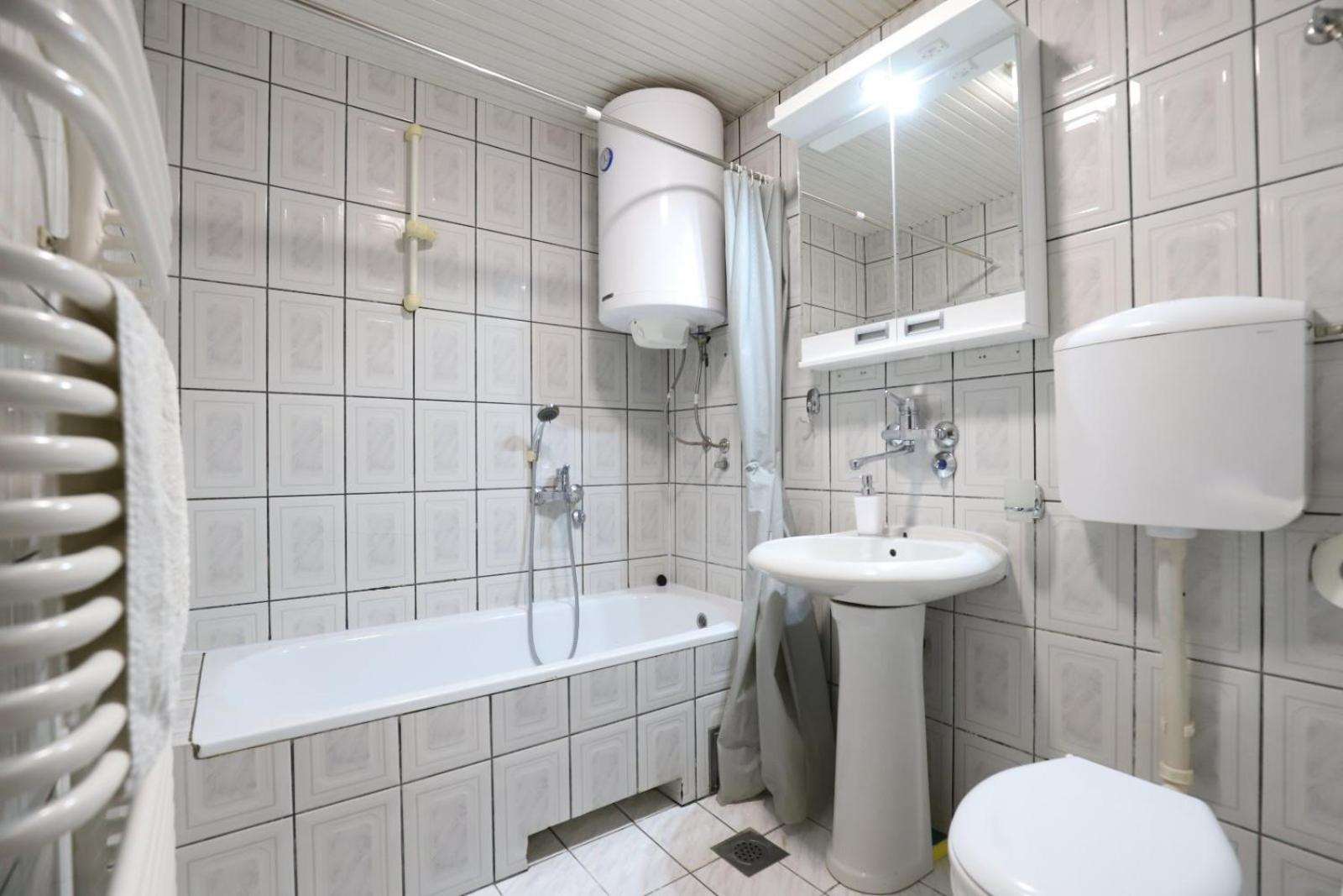 Appartement Lotus à Vrnjačka Banja Extérieur photo